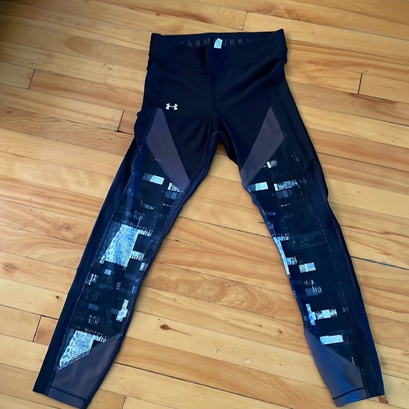 Helly Hansen Pants - Helly Hansen compressor leggings. Heatgear.